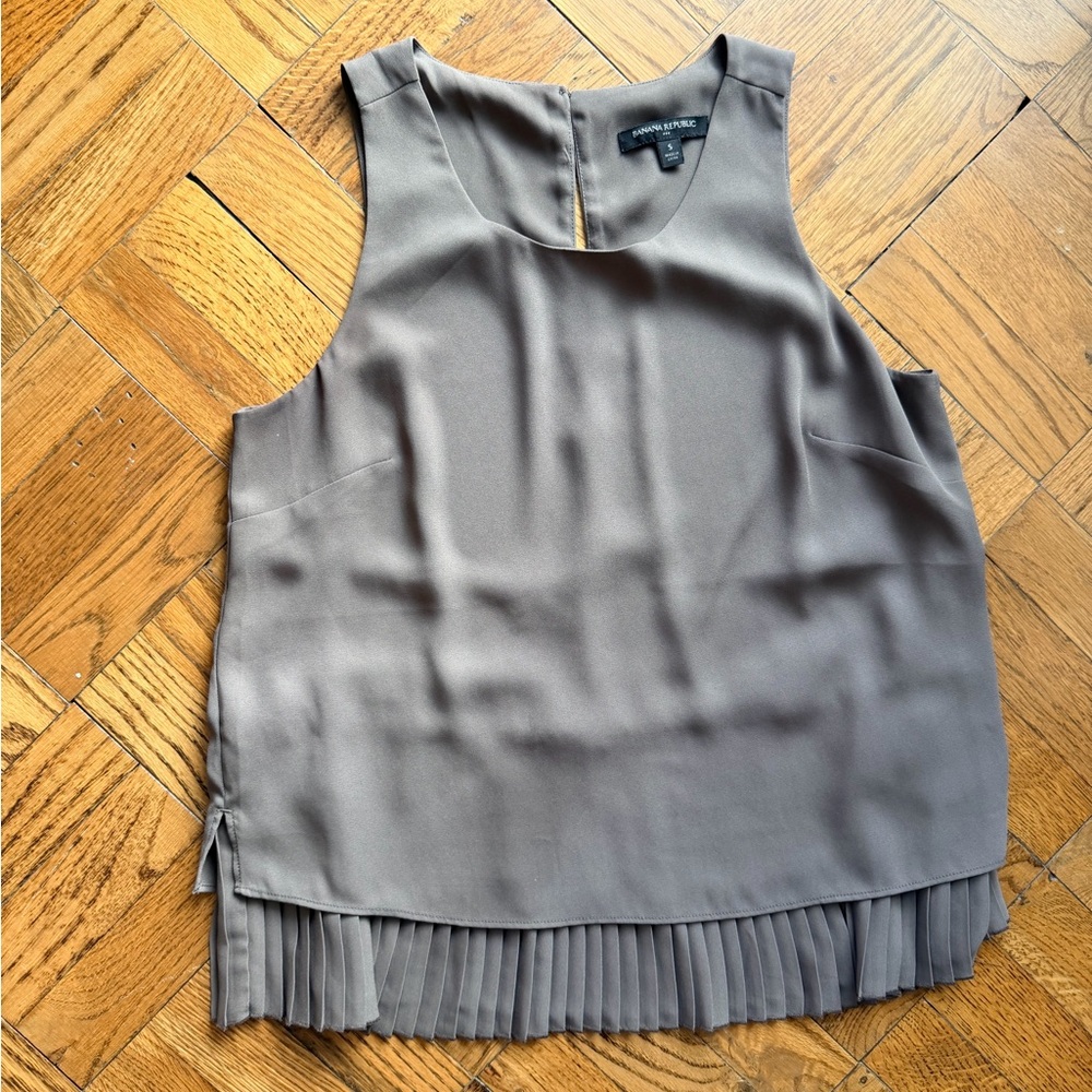 Olive Green Sleeveless Top with Pleated Hem
